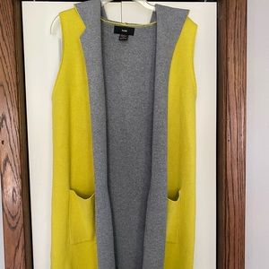 Yellow/grey hooded vest